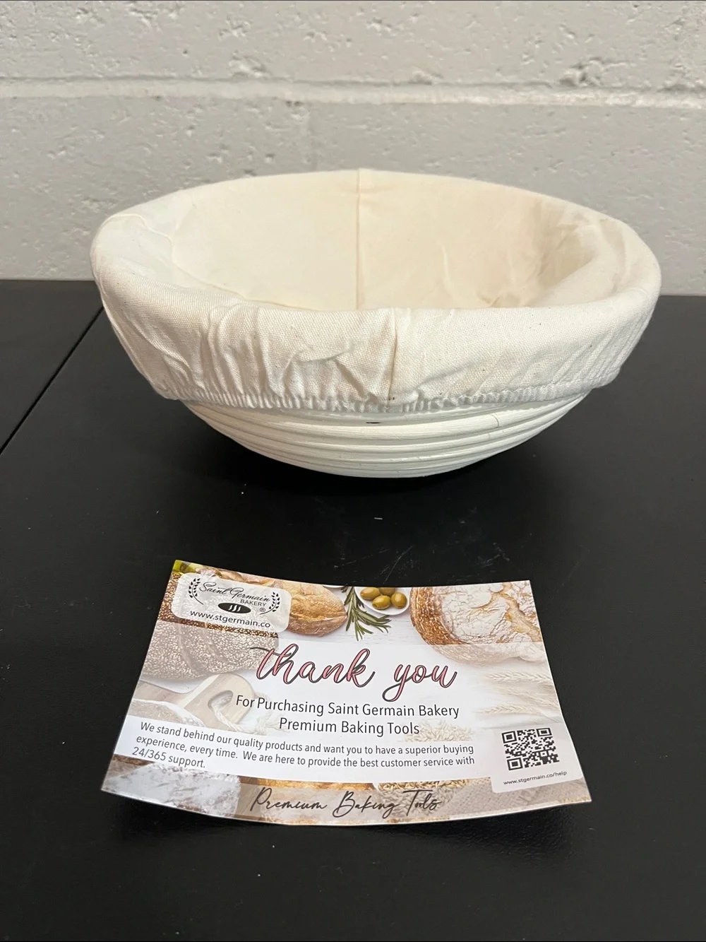 Saint Germain Bakery Bread Proofing Bowl with White Cotton Liner